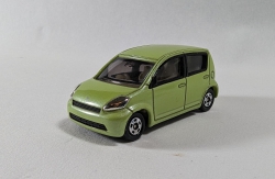 Daihatsu Sirion green