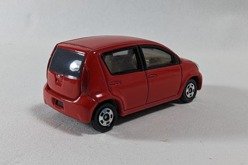 Daihatsu Sirion red